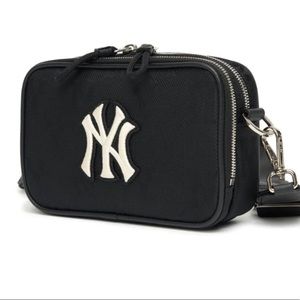 MLB NY camera bag